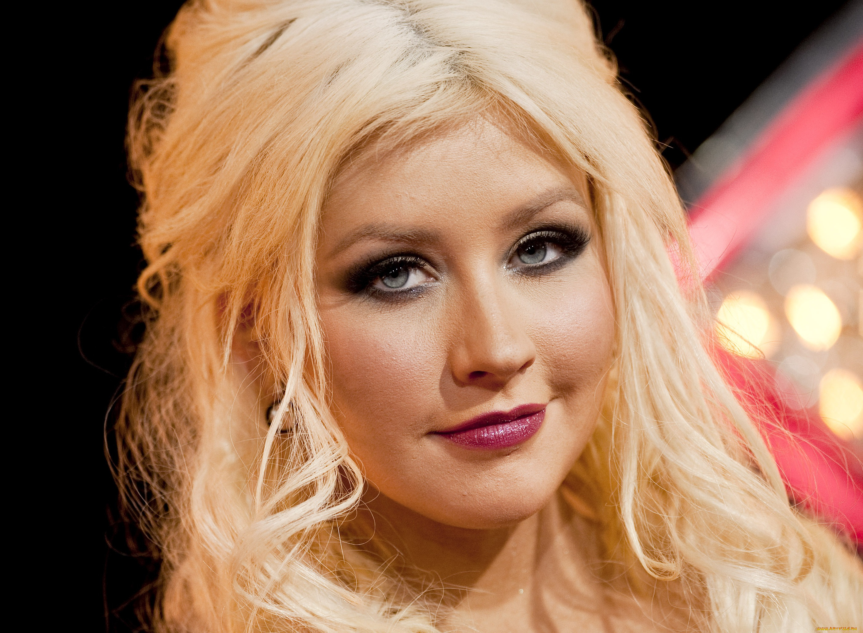Красивая полненькая блондинка. Агилера. Christina Aguilera.